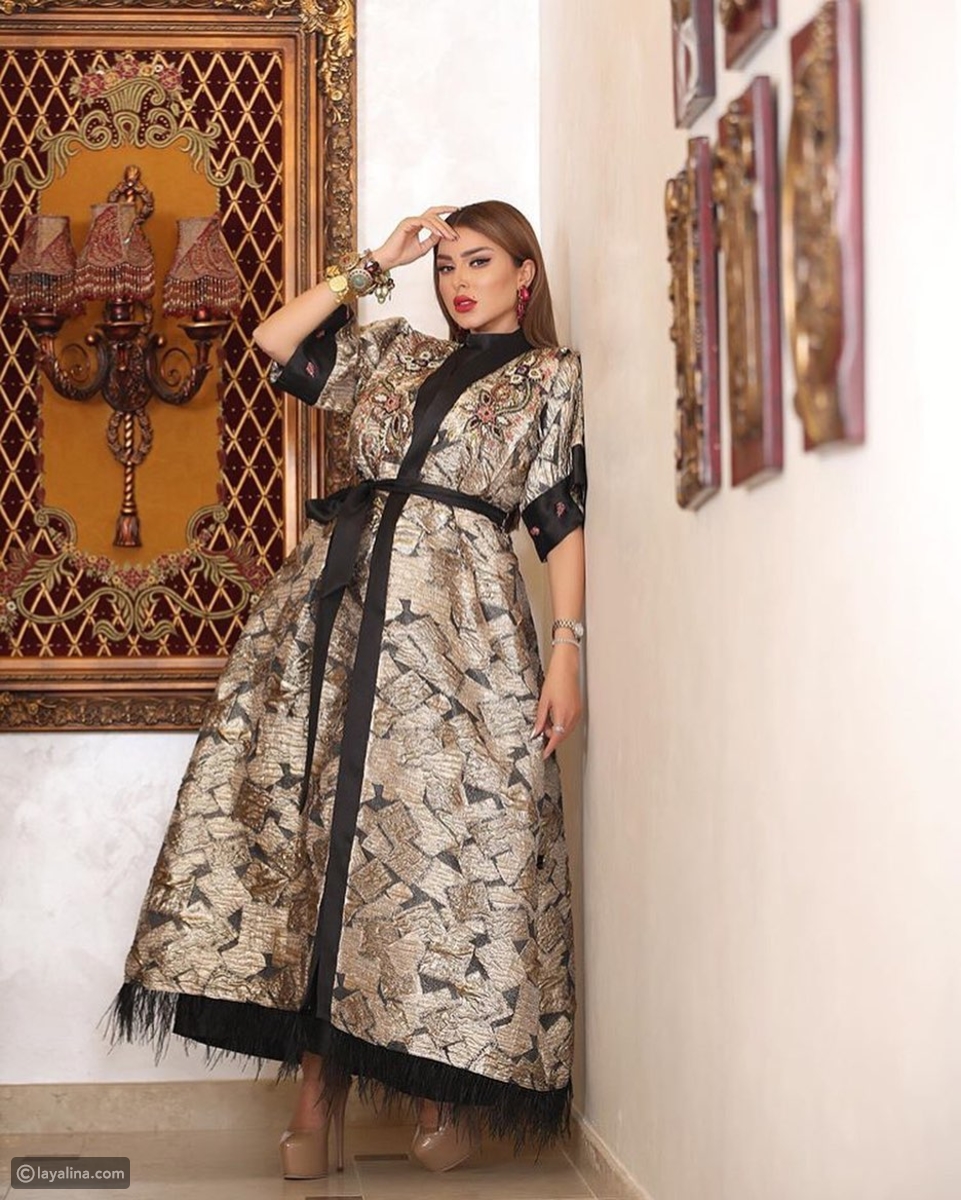 فساتين لعارضه الازياء مودل شادن