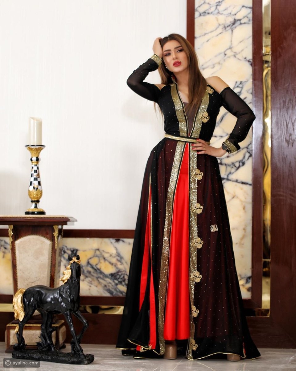 فساتين لعارضه الازياء مودل شادن