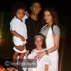 محمد رمضان وزوجته في إحدى المناسبات العائلية