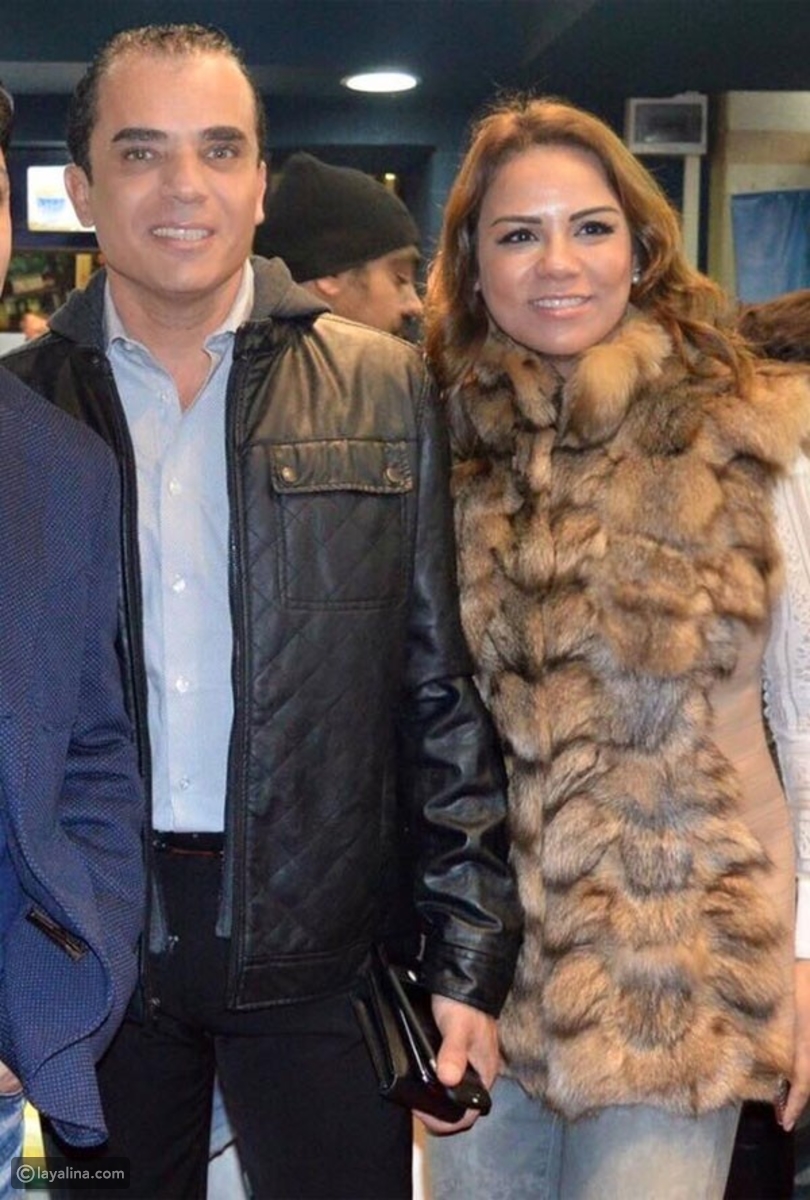 محمد الشقنقيري مع زوجته