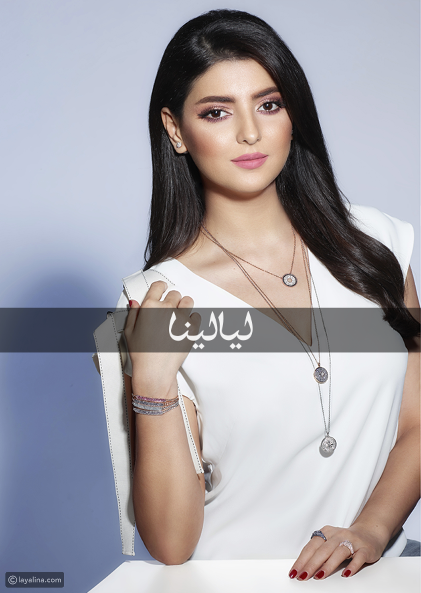 مجوهرات الاعلاميه مريم سعيد سواروفسكي