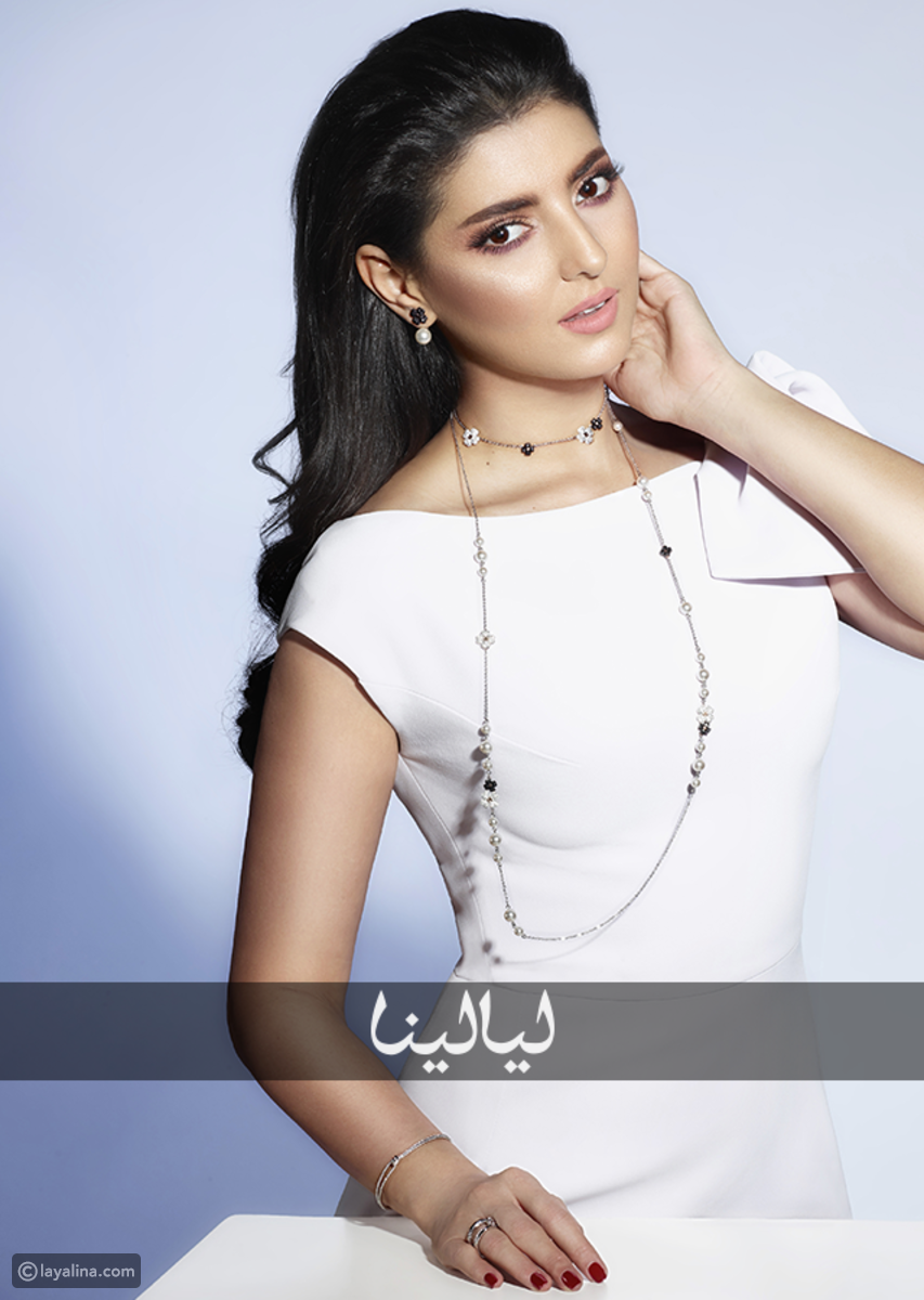 مجوهرات الاعلاميه مريم سعيد سواروفسكي