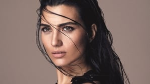 صور توبا بويوكستين تتخلى عن جمالها وتظهر بمكياج شخصية Joker : هكذا بدت