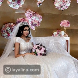 النجمة الكويتية فرح الهادي بفستان الزفاف