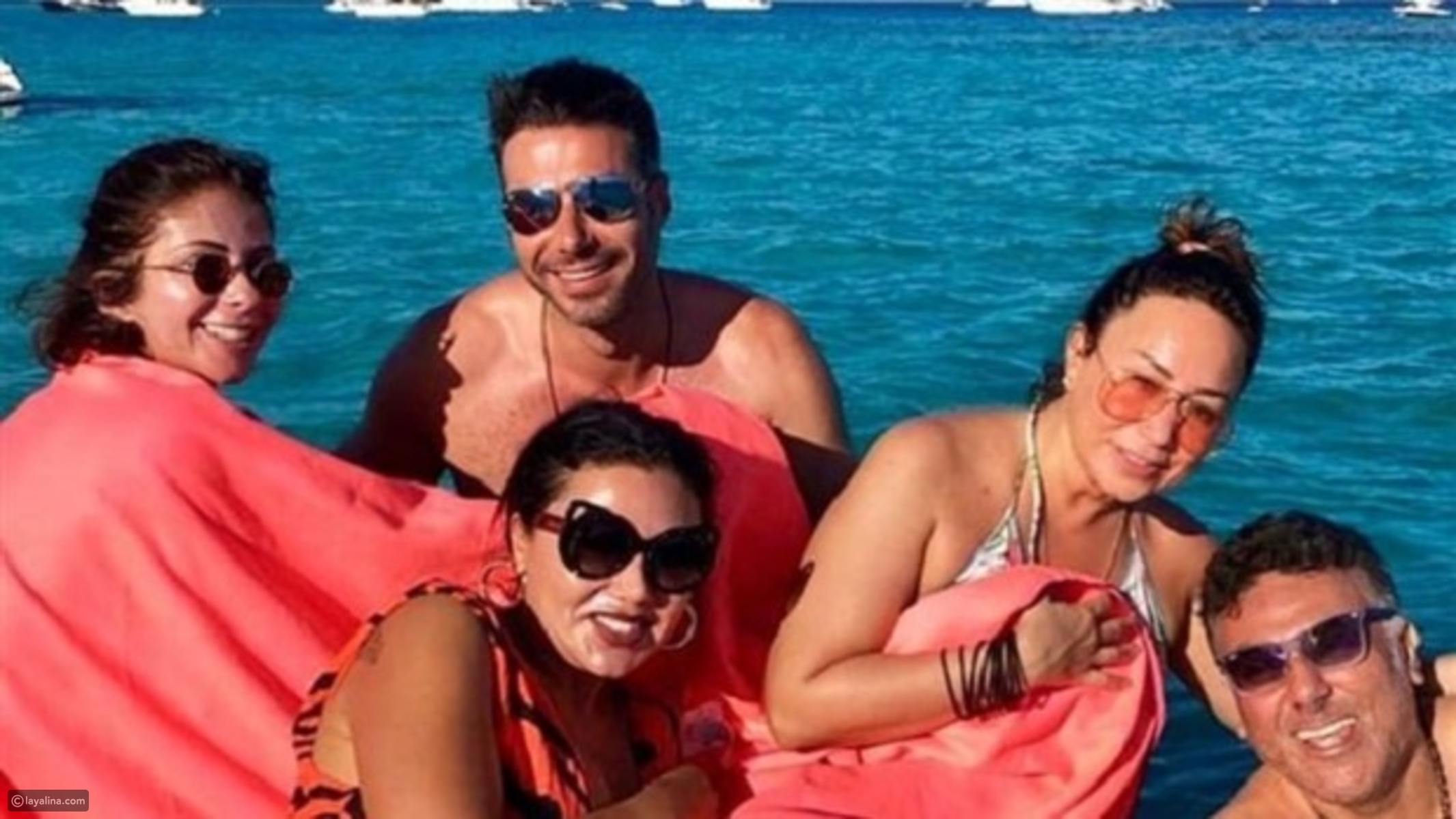 صور النجمات العربيات بإطلالات جريئة على البحر: رانيا يوسف بالهوت شورت!