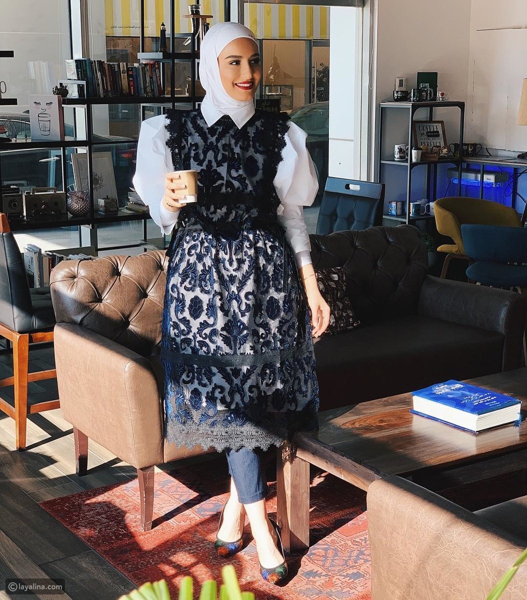 طرق مميزة مختلفة لارتداء الحجاب الأبيض على طريقة دلال الدوب