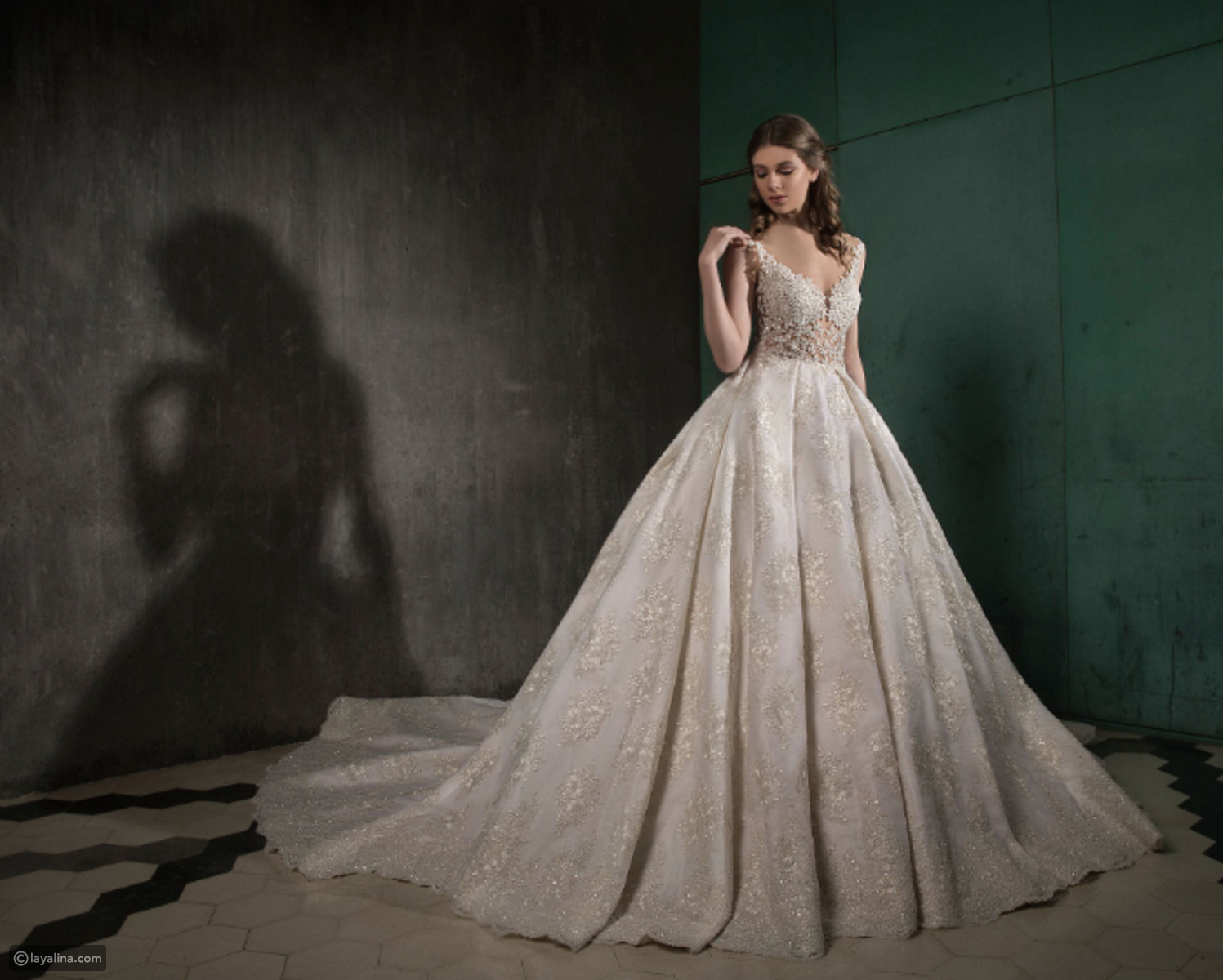 افخم فساتين زفاف تصميمات كريستال