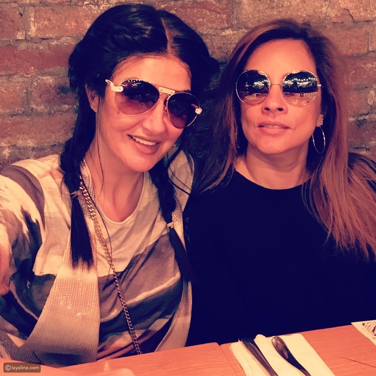 فساتين الفنانه غاده الرازق بالوان