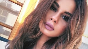 شاهدوا رد فعل منة عرفة بعد إحراجها بسؤال مفاجئ يخص ملابسها الجريئة