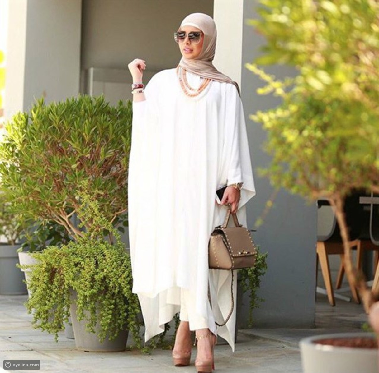 أزياء الفاشينيستا المحجبة زهراء أشكناني لإطلالة كلها أناقة واحتشام