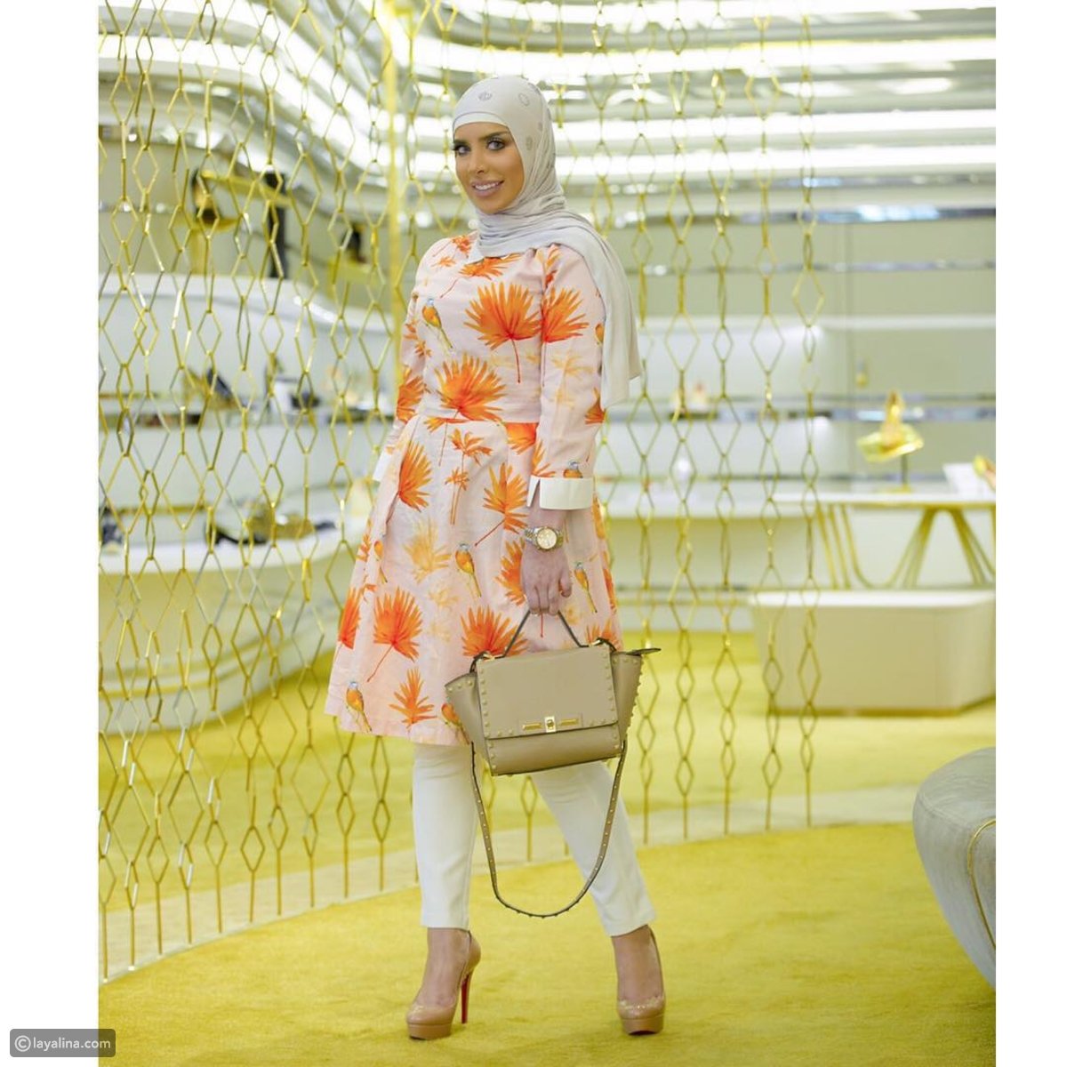 أزياء الفاشينيستا المحجبة زهراء أشكناني لإطلالة كلها أناقة واحتشام