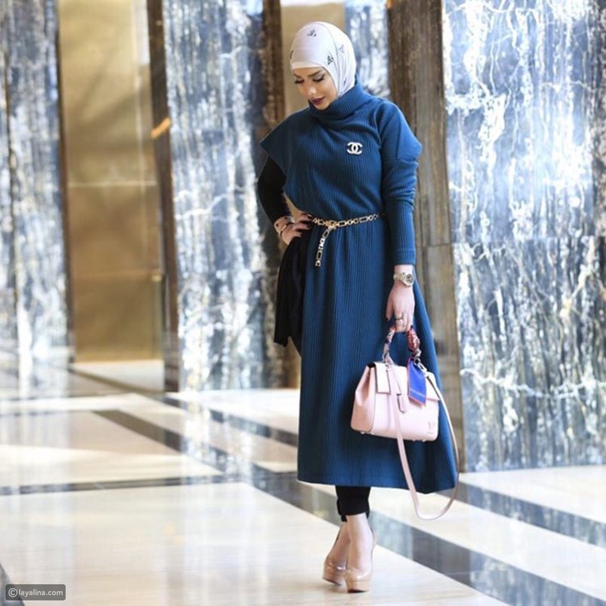 أزياء الفاشينيستا المحجبة زهراء أشكناني لإطلالة كلها أناقة واحتشام