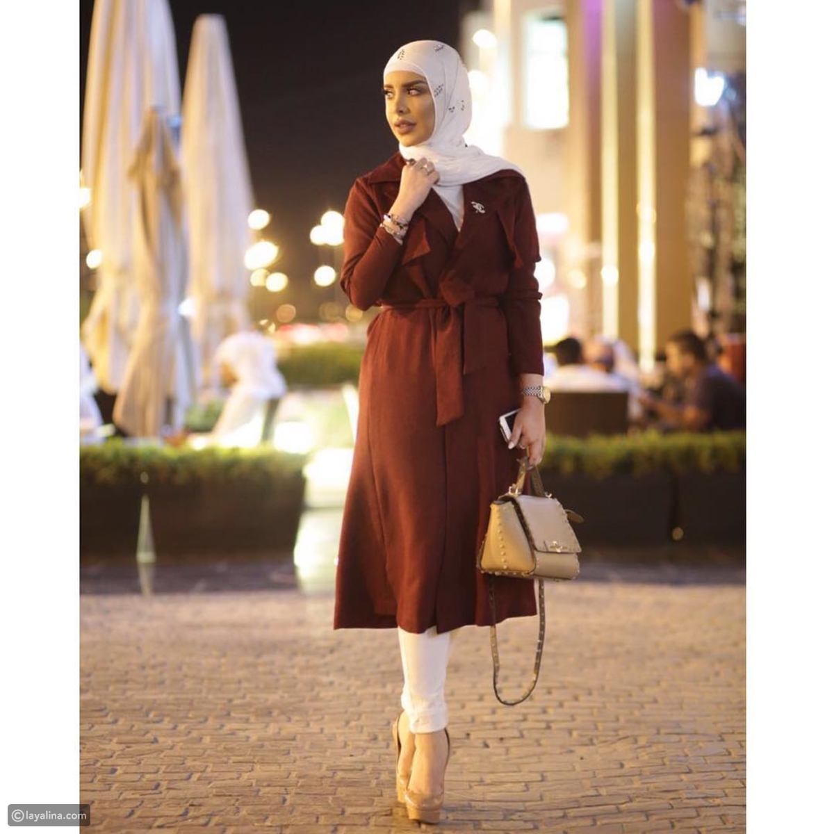 أزياء الفاشينيستا المحجبة زهراء أشكناني لإطلالة كلها أناقة واحتشام