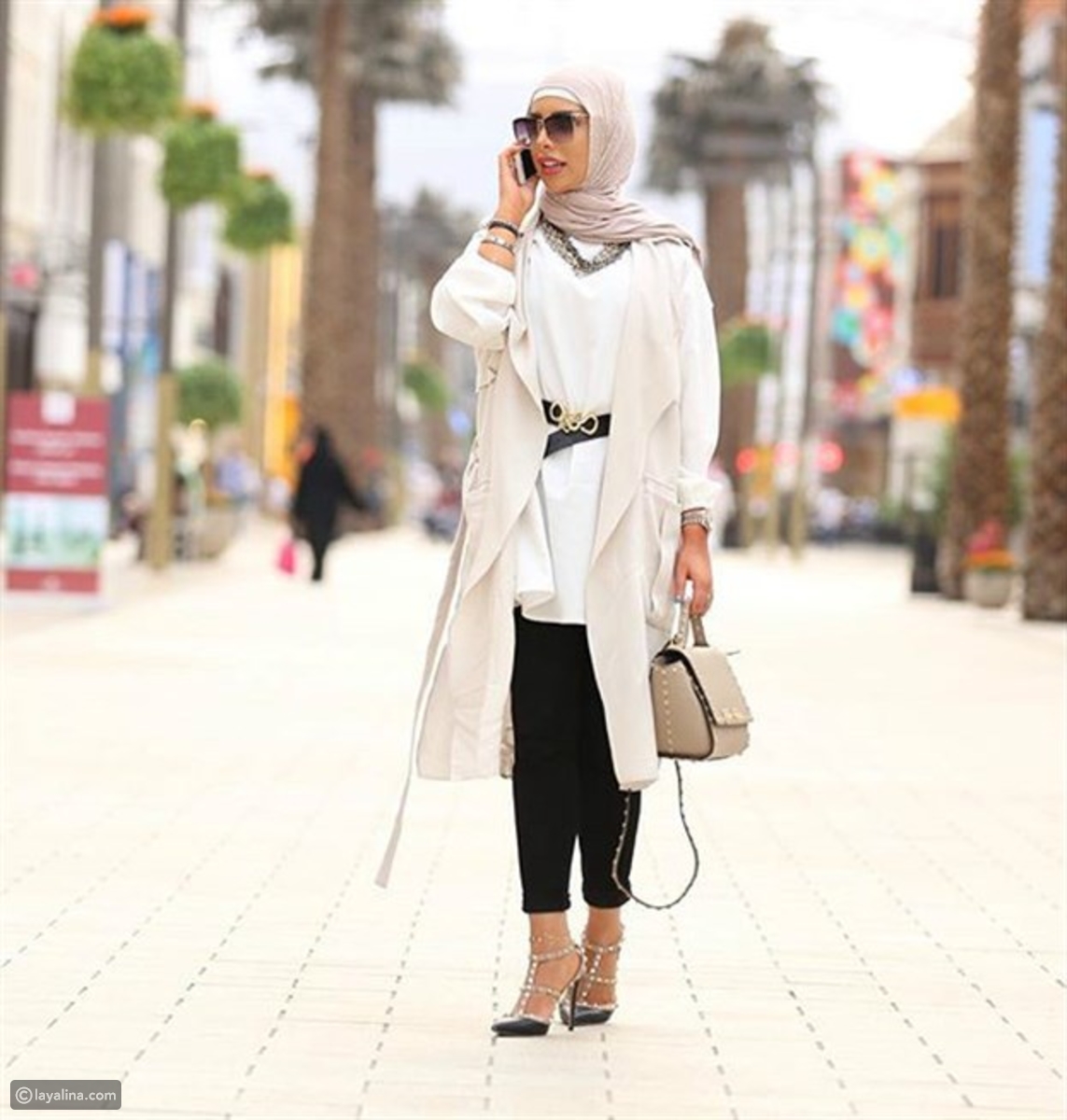 أزياء الفاشينيستا المحجبة زهراء أشكناني لإطلالة كلها أناقة واحتشام