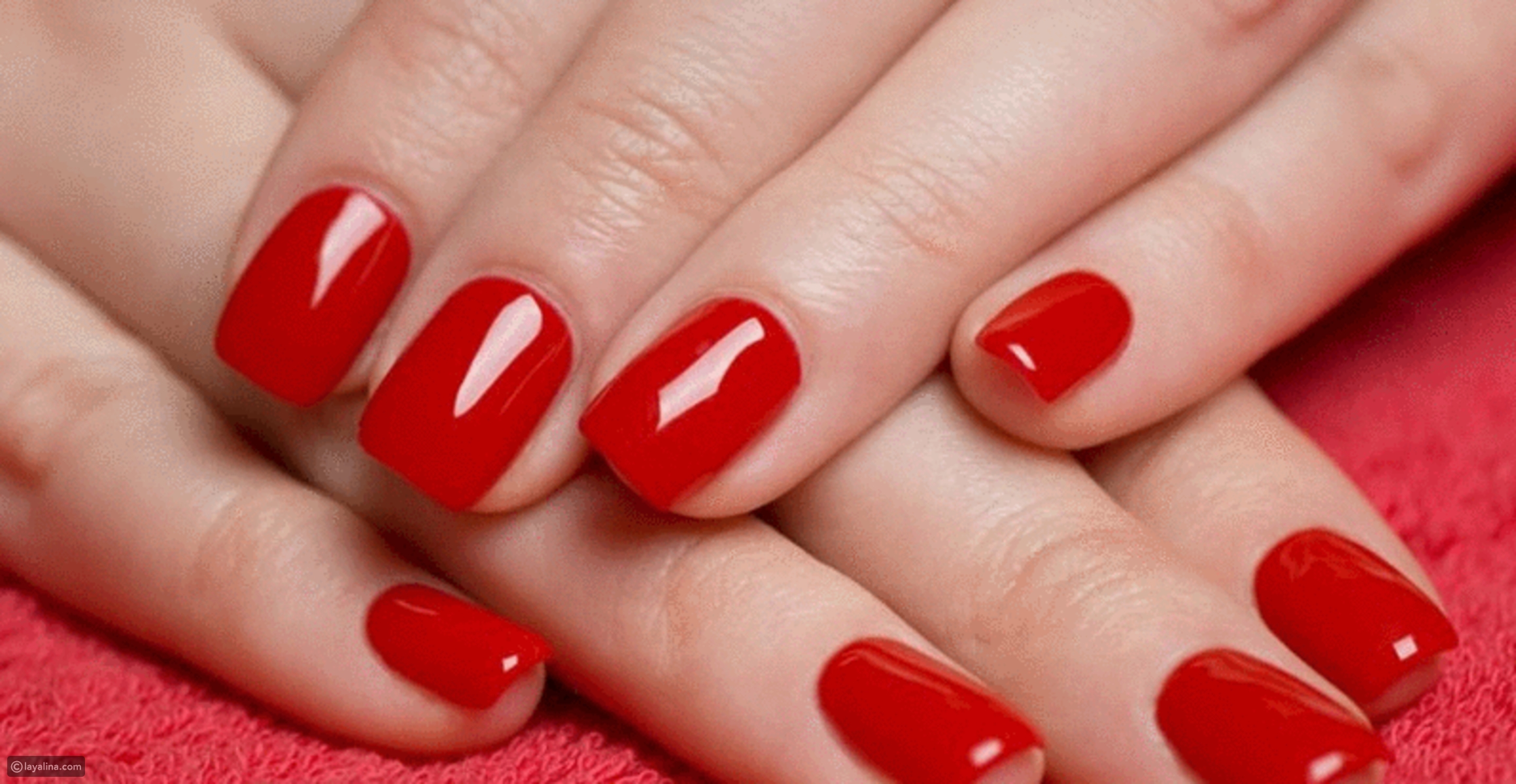 درجات المناكير الاحمر للبنات موضه