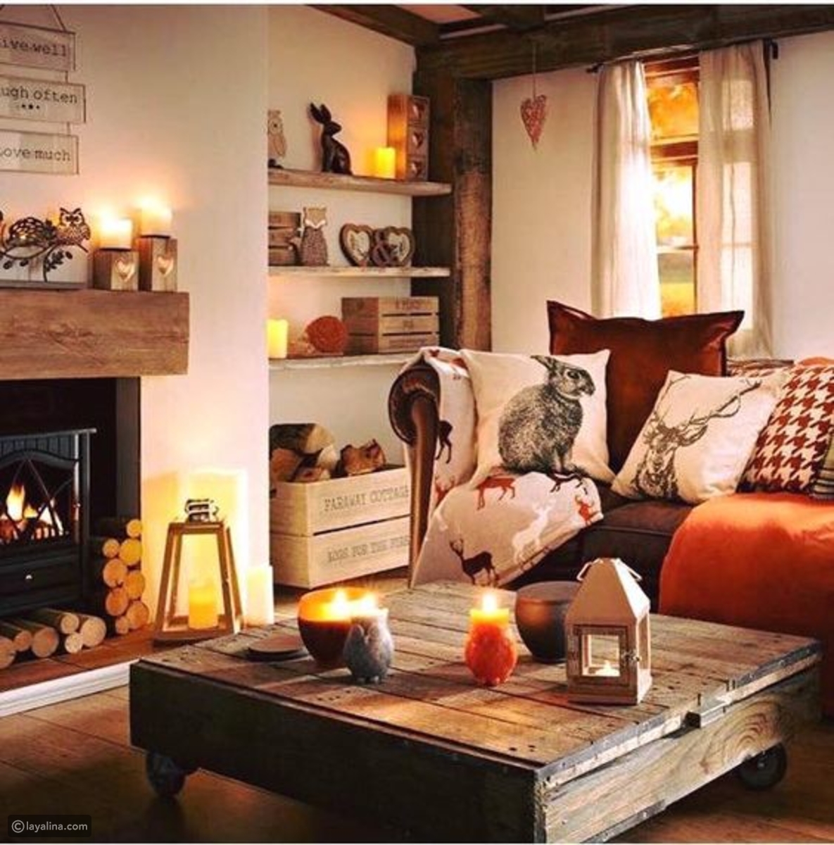 ديكورات ضيوف صغيره باللون البرتقالي