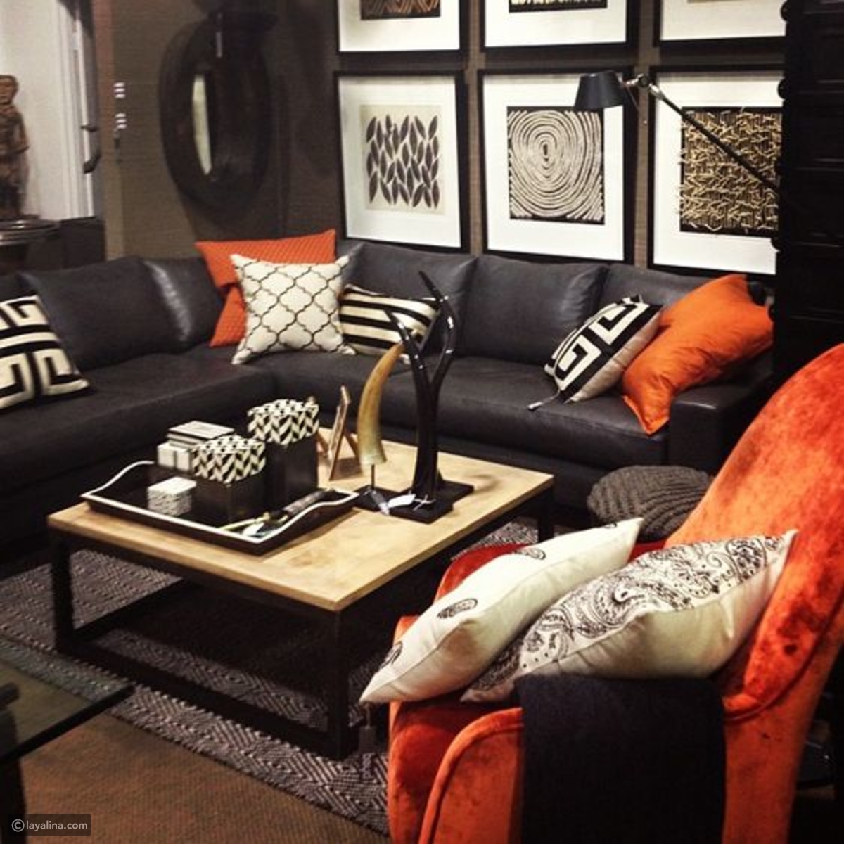 ديكورات ضيوف صغيره باللون البرتقالي