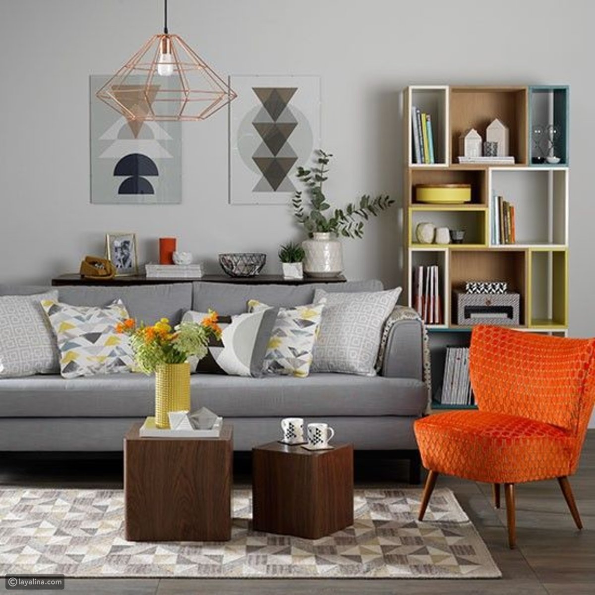 ديكورات ضيوف صغيره باللون البرتقالي