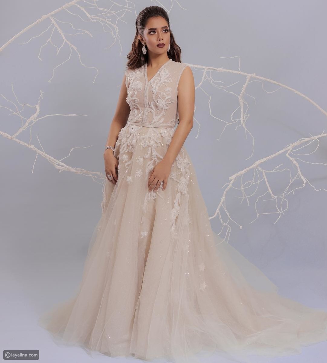 فساتين للفنانه بلقيس فتحى للسهرات