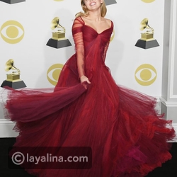 مايلي سايروس بفستان المصمم Zac Posen بحفل Grammy Awards 2018