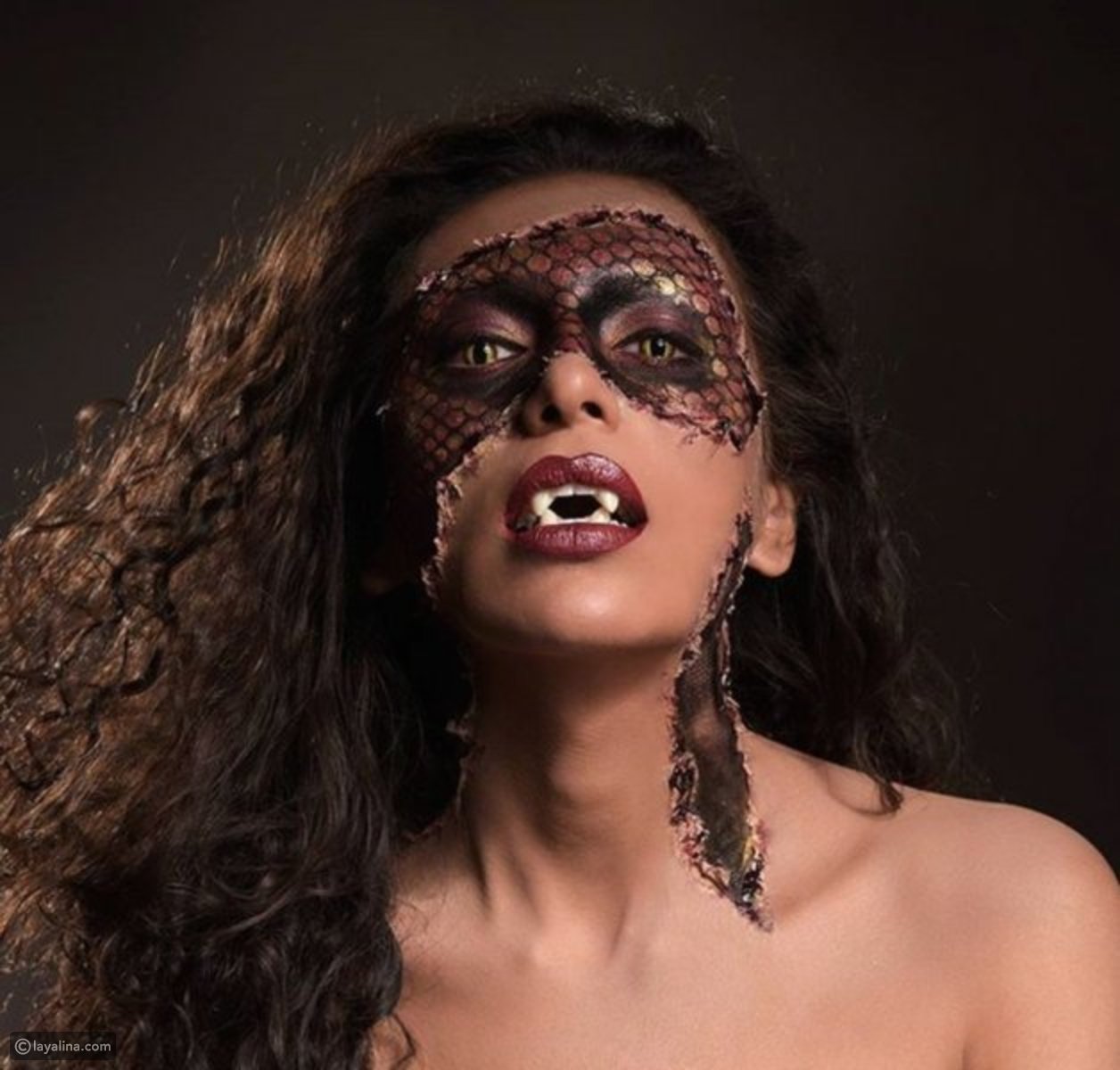 مجموعه انواع المكياج السينمائى موضه