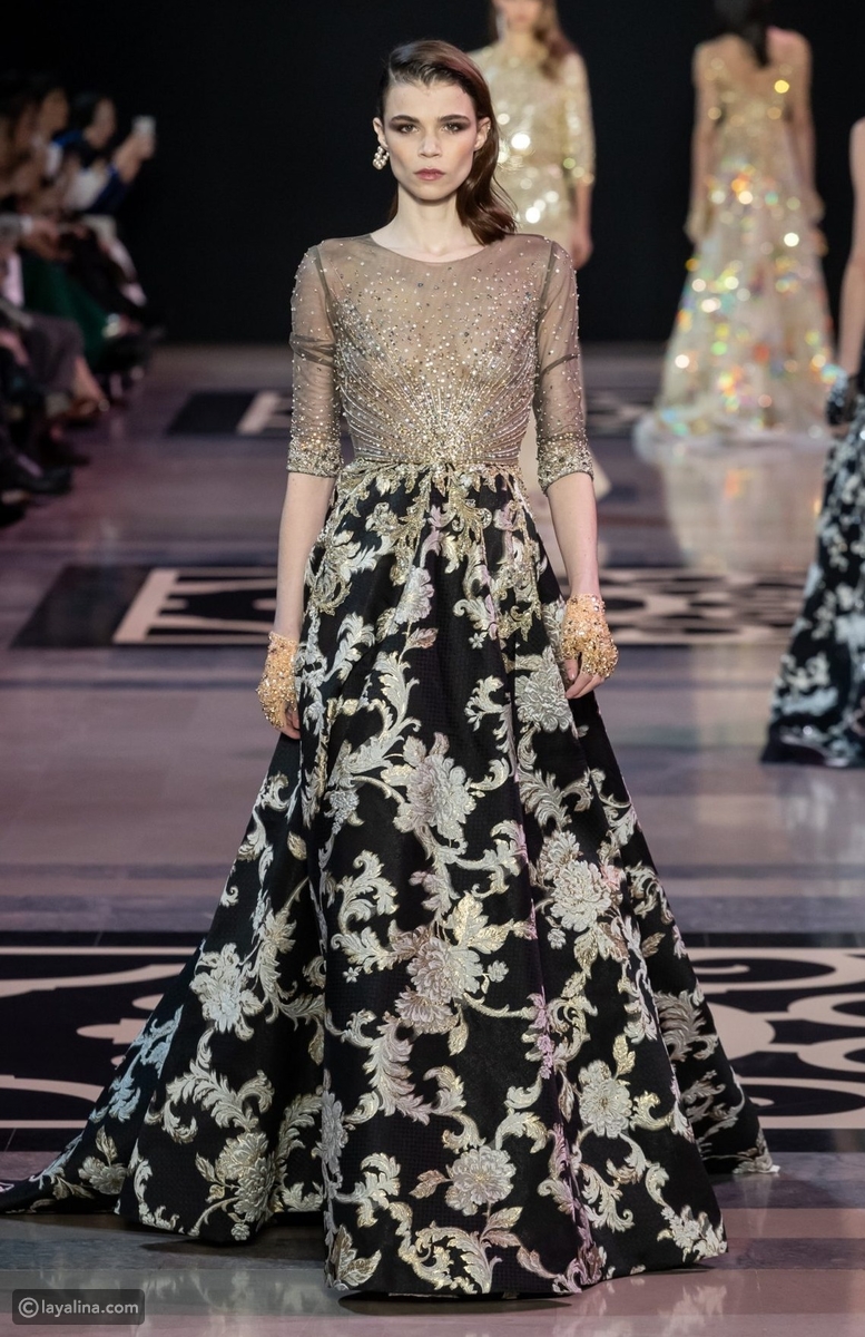 فساتين سواريه لإطلالة ملكية تصميمات