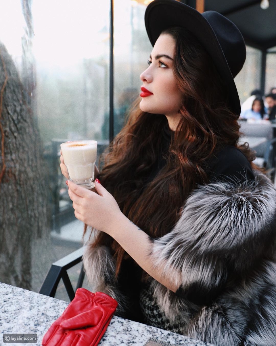 مكياج باللون الاحمر الفاشينيستا روان