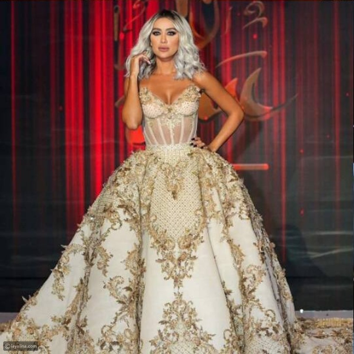 بالصور .... إطلالات الفنانات في رأس السنة.. 871ff06296fe7ad4141ce55c4dcbfe627fe83929 010117133550.jpg?preset=v3