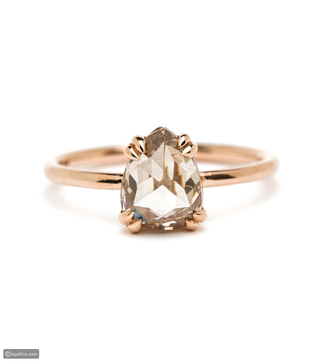 خاتم خطوبة ذهب وردي وشكل الكمثري