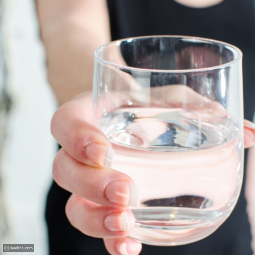 حقيقة فوائد شرب الماء على الريق ليالينا