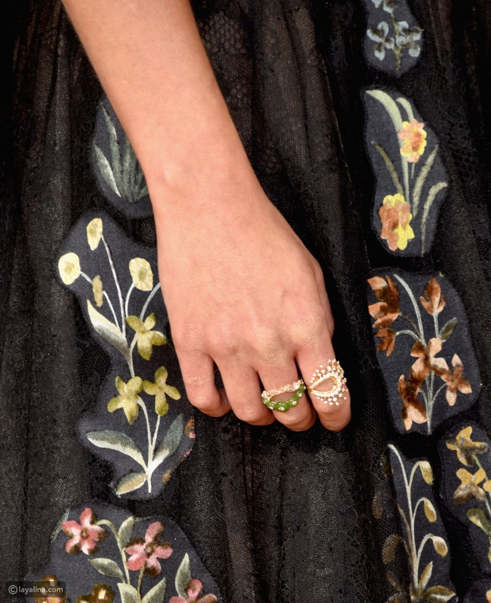 الحسناء البريطانية إيميليا كلارك بطلة Game of Thrones الأنظار في حفل جوائز EMMY 2018