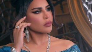 أحلام توبخ من كشف عن كمامتها الماسية وتبين عدد مرات خضوعها لفحص كورونا