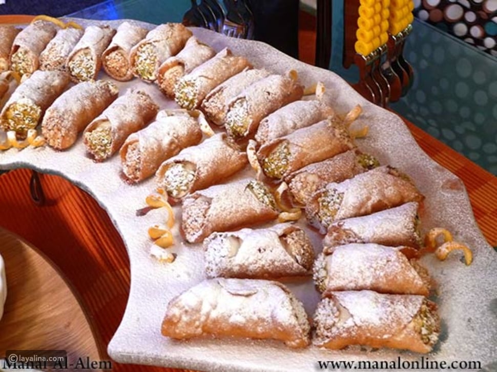 كانولي من مطبخ منال العالم