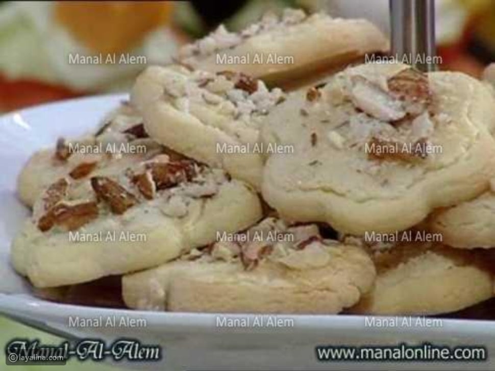 بسكويت اللوز على طريقة منال العالم