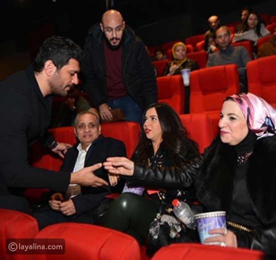 إيمي سمير غانم برفقة زوجها حسن الرداد في عرض "عقدة الخواجة"