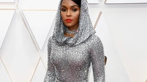 جانيل موناي محتشمة وبيلي إيليش تتألق في حفل جوائز الأوسكار Oscars 2020