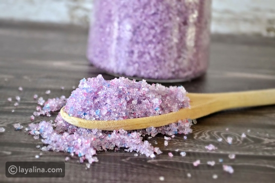 مقشر الفانيليا والخزامى والملح