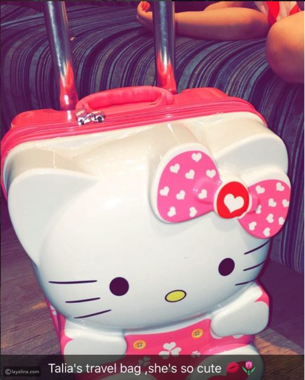 بسمة بوسيل تكشف عن حقيبة ابنتها تاليا التي تختارها للسفر ...