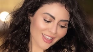 مريم حسين تقتحم المسرح وتفاجئ محمد عبده بهذا التصرف.. مقطع رصد ما حدث