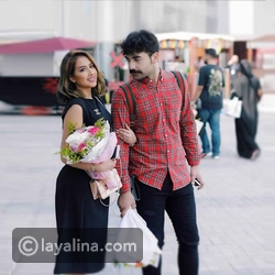 فيديو فرح الهادي وعقيل الرئيسي يكشفان دعوة زفافهما الأنيقة!