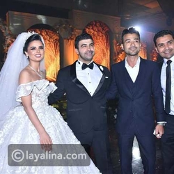 العروسين والحضور