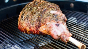 فيديو قدمي فخذ اللحم البقري على طريقة الشيف بوراك التركي وأدهشي ضيوفك